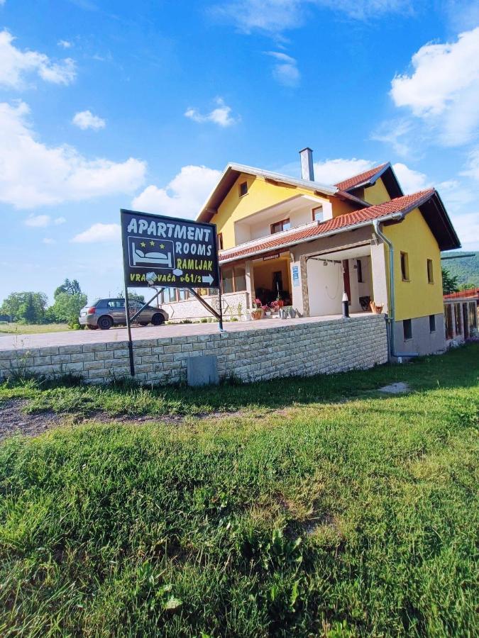 Apartments & Rooms Ramljak 科雷尼察 外观 照片