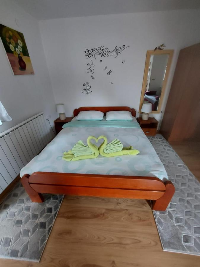 Apartments & Rooms Ramljak 科雷尼察 外观 照片