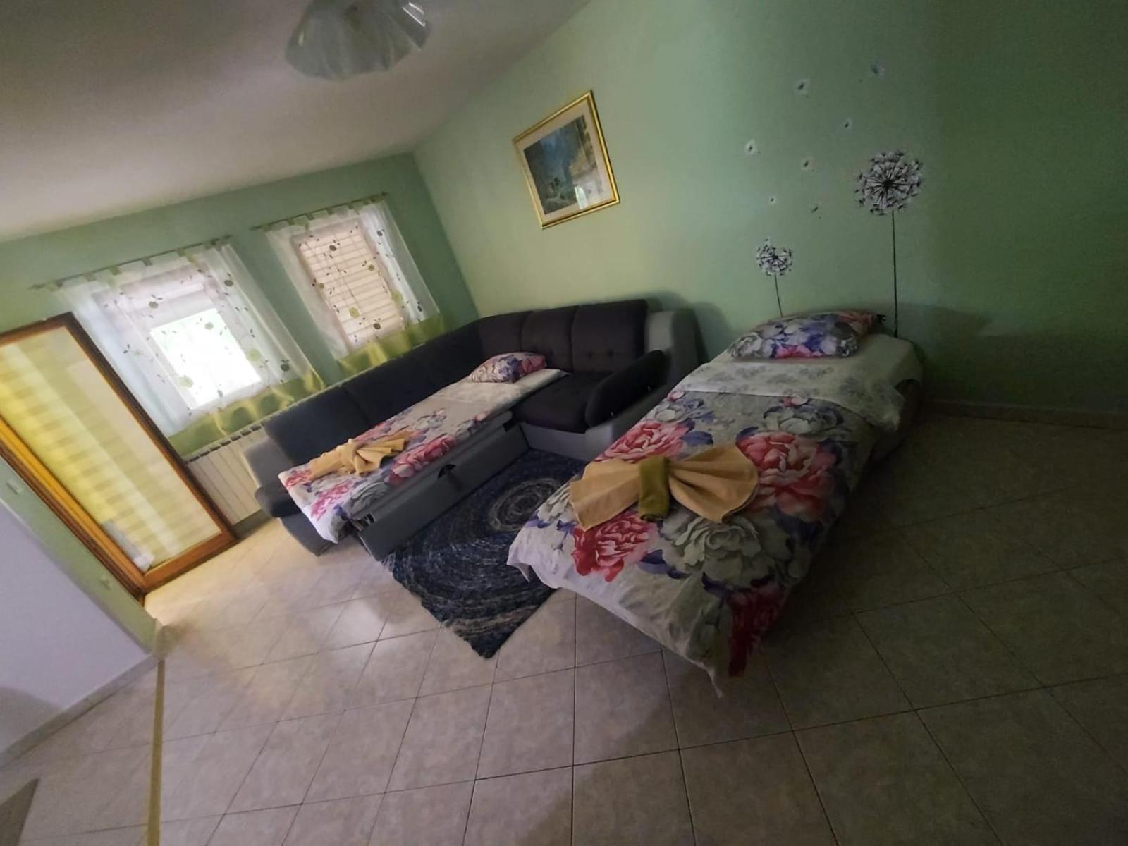 Apartments & Rooms Ramljak 科雷尼察 客房 照片